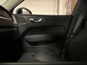 Volvo XC60 thumbnail 41