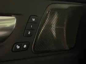 Volvo XC60 thumbnail 44