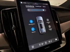 Volvo XC90 thumbnail 32