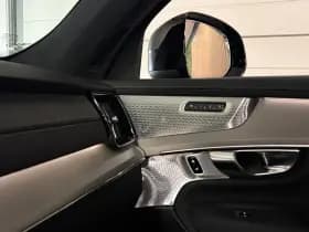 Volvo XC90 thumbnail 50