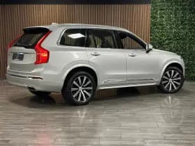 Volvo XC90 thumbnail 3