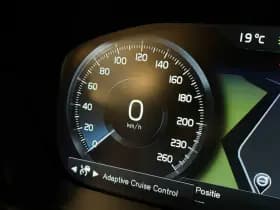 Volvo XC90 thumbnail 26