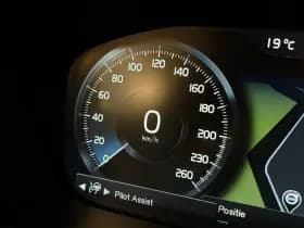 Volvo XC90 thumbnail 27