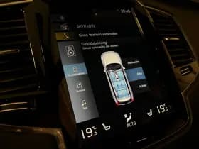 Volvo XC90 thumbnail 36