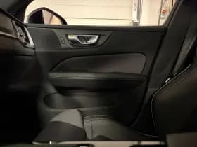 Volvo V60 thumbnail 36