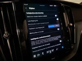 Volvo XC60 thumbnail 30