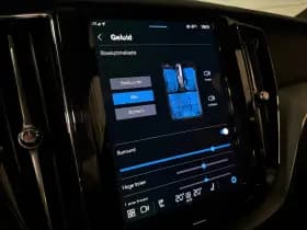 Volvo XC60 thumbnail 32