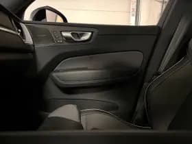 Volvo XC60 thumbnail 45