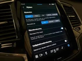 Volvo XC90 thumbnail 30