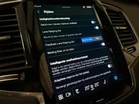 Volvo XC90 thumbnail 31