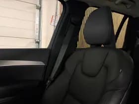 Volvo XC90 thumbnail 45