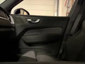 Volvo XC60 thumbnail 44