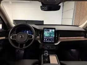 Volvo XC90 thumbnail 18