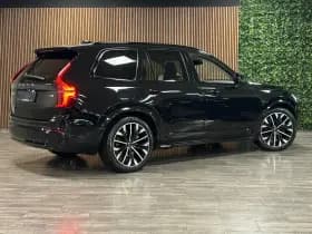 Volvo XC90 thumbnail 3