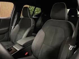 Volvo EX40 thumbnail 18
