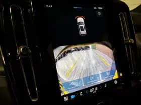 Volvo EX40 thumbnail 22