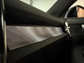 Volvo EX40 thumbnail 33