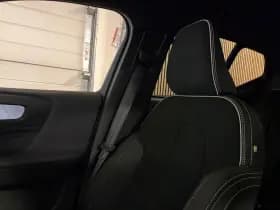 Volvo EX40 thumbnail 36