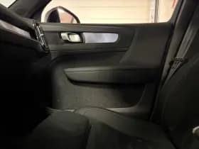 Volvo EX40 thumbnail 37