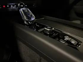 Volvo XC60 thumbnail 47