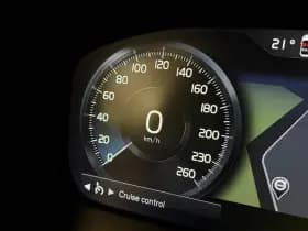 Volvo XC40 thumbnail 21