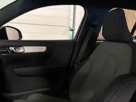 Volvo XC40 thumbnail 36