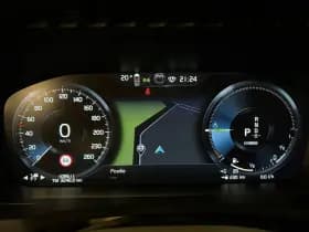 Volvo XC90 thumbnail 26