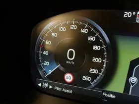 Volvo XC90 thumbnail 29
