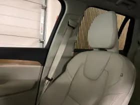 Volvo XC90 thumbnail 50