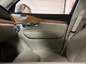 Volvo XC90 thumbnail 51