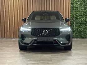 Volvo XC60 thumbnail 2