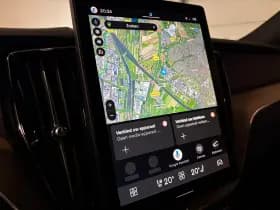 Volvo XC60 thumbnail 25