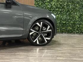 Volvo XC60 thumbnail 4