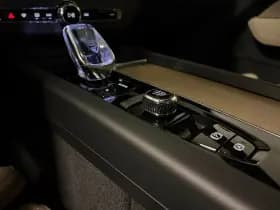 Volvo XC60 thumbnail 49