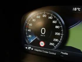 Volvo XC90 thumbnail 30
