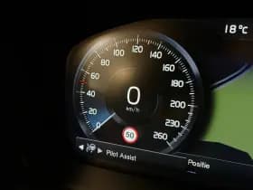 Volvo XC90 thumbnail 31