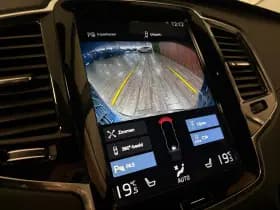 Volvo XC90 thumbnail 38