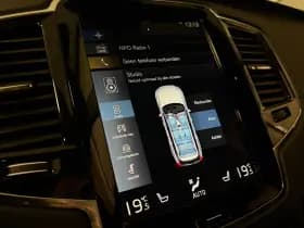 Volvo XC90 thumbnail 39
