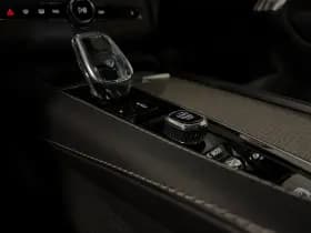Volvo XC90 thumbnail 58