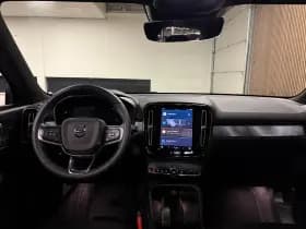 Volvo EX40 thumbnail 16