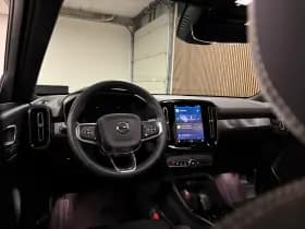 Volvo EX40 thumbnail 17