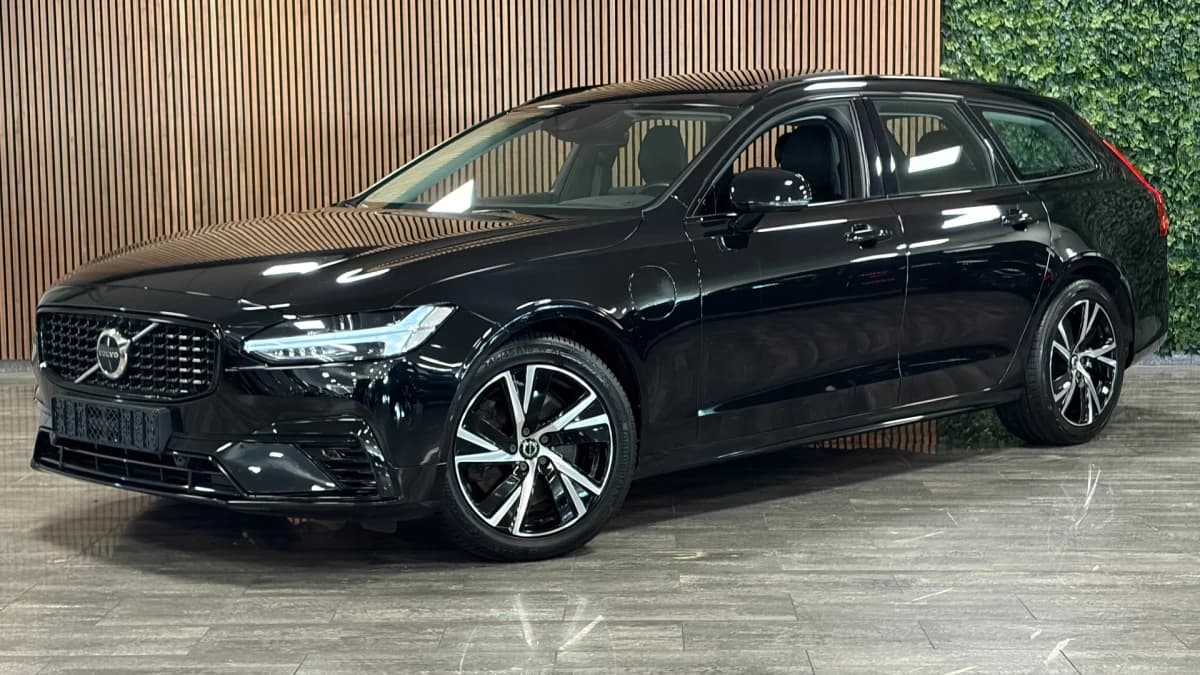 Volvo V90 — foto 1