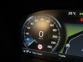 Volvo V90 thumbnail 25