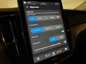 Volvo XC60 thumbnail 30