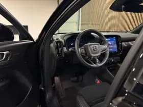 Volvo EX40 thumbnail 18