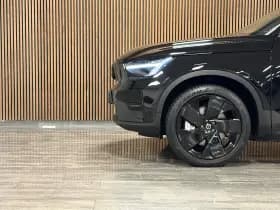 Volvo EX40 thumbnail 6
