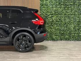 Volvo EX40 thumbnail 7