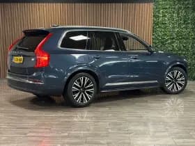 Volvo XC90 thumbnail 3