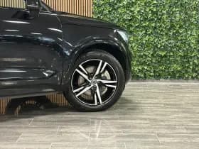 Volvo XC40 thumbnail 4