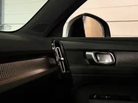 Volvo XC40 thumbnail 35